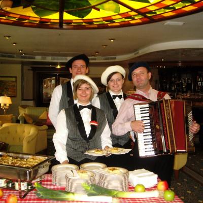 06